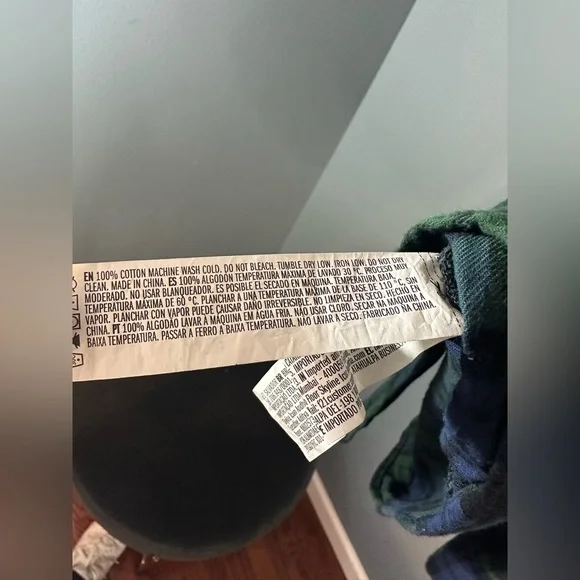 Forever 21 Men Blue/Black/Green Plaid Button Up Long Sleeve Flannel - Picture 6 of 6